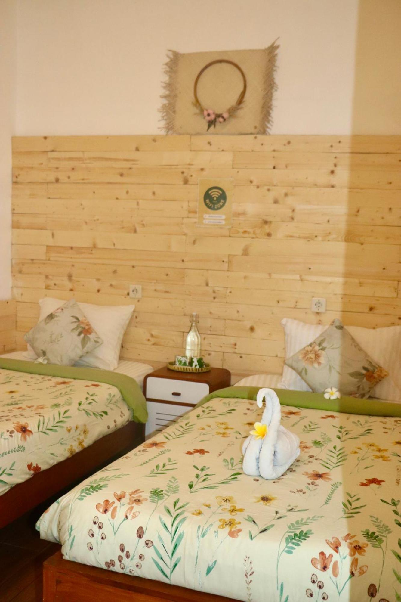 Ijen Backpacker Hostel Banyuwangi  Exterior photo